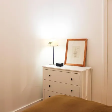 דירה Sunny Renovated In The Heart Of *